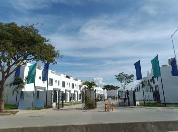 Casa · 95m² · 3 Recámaras · 2 Estacionamientos · Casa en Venta