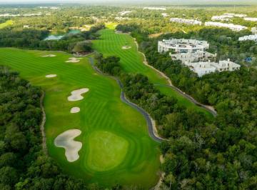 Departamento · 118m² · 2 Recámaras · 1 Estacionamiento · Departamento con Financiamiento Directo en Campo de Golf Cerca de Tulum