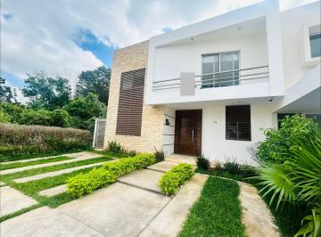 Casa de 4 habitaciones, Benito Juárez · Casa en Renta en Cumbres Residencial Canciun V Huayacan