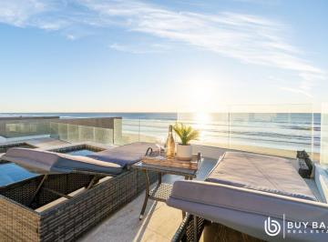 Casa de 4 habitaciones, Playas de Rosarito · Casa Frente Al Mar con Alberca, Jacuzzi y Acceso Directo a La Playa en Rosarito