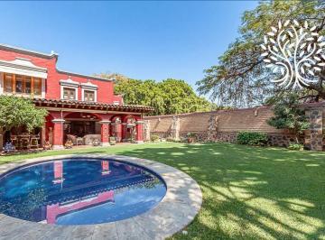 Casa · 363m² · 4 Recámaras · 4 Estacionamientos · Casa en Palmira Tinguindin