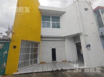 Edificio · 111m² · Se Vende o Se Renta Amplio Edificio en Av Central, Campeche.