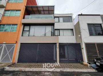 Casa · 237m² · 3 Recámaras · 2 Estacionamientos · Casa en Paseos de Churubusco Fovissste con 3 Recámaras, Id:.