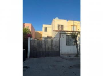 Casa de 3 habitaciones, Tijuana · Venta D Casa en La Colonia Ribera del Bosque, Tijuana Baja California.