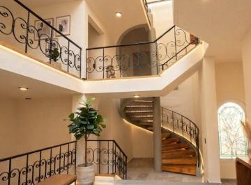 Casa en condominio de 3 habitaciones, Coyoacán · Exclusiva Casa en Venta en Pueblo de Los Reyes, Coyoacán | Fraccionamiento de Solo 9 Casas