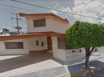 Casa de 4 habitaciones, Tepic · Casa en Venta. Colonia Ciudad del Valle. Tepic, Nayarit