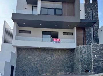 Casa de 4 habitaciones, León · Casa en Preventa en Zanda Residencial con 4 Recamaras