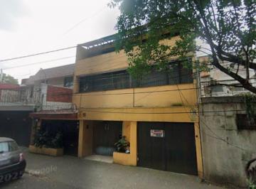 Casa de 4 habitaciones, Coyoacán · Casa en Venta en Campestre Churubusco, Coyoacán
