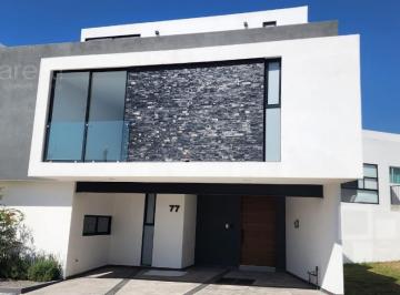 Casa · 245m² · 3 Recámaras · 2 Estacionamientos · Casa en Venta en Parque Veracruz Lomas de Angelópolis