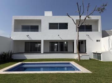 Casa · 400m² · 5 Recámaras · 3 Estacionamientos · Casa Nueva en Venta en Burgos Bugambilias