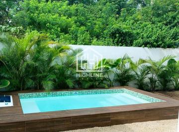 Casa · 230m² · 3 Recámaras · Casa - Venta - Playa del Carmen - 3 Recámaras - Patio con Alberca