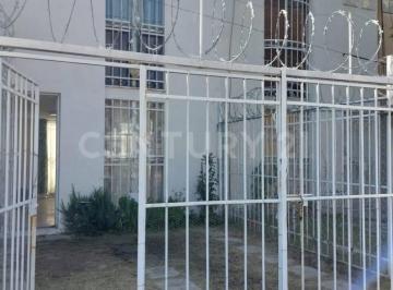 Casa · 46m² · 2 Recámaras · 1 Estacionamiento · Casa en Venta en Tecámac