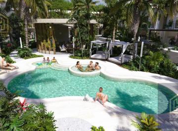 Casa · 196m² · 4 Recámaras · 2 Estacionamientos · Casa en Venta en Playa del Carmen de 4 Habitaciones y 3.5 Baños con Amenidades