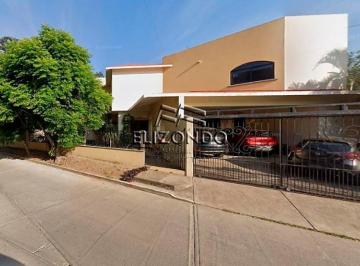 Casa · 458m² · 5 Recámaras · 4 Estacionamientos · Residencia en Venta, Tuxpan, Ver. $7'500,000