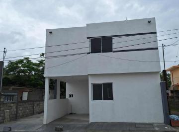Casa · 111m² · 3 Recámaras · Casa en Tancol
