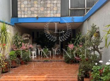 Casa · 352m² · 5 Recámaras · 4 Estacionamientos · Casa en Prado Coapa 3a Sección en Venta