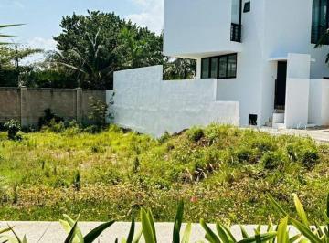 Terreno / Lote , Benito Juárez · Venta de Terreno en La Laguna Cancun, Av Kukulcan.