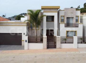 Casa · 234m² · 3 Recámaras · 2 Estacionamientos · Casa en Venta en Quintas Cíbola del Mar en Ensenada, Baja California