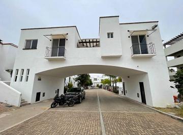 Casa en condominio de 3 habitaciones, San Miguel de Allende · Casa Puente en Venta
