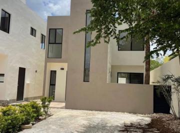 Casa de 2 habitaciones, Mérida · "Tu Sueño Hecho Realidad: Casa en Venta en Mérida, Yucatán"
