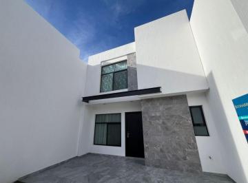 Casa de 3 habitaciones, Soledad de Graciano Sánchez · Casa en Carr. Rio Verde Cerca de Periferico - $2.987 Mdp