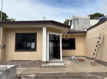 Casa · 82m² · 2 Recámaras · 1 Estacionamiento · Casa en Venta de Una Planta, El Naranjal, Tuxpan, Ver.
