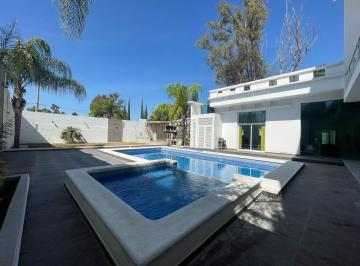 Casa · 717m² · 6 Recámaras · 4 Estacionamientos · Casa en Venta Jurica - (4)