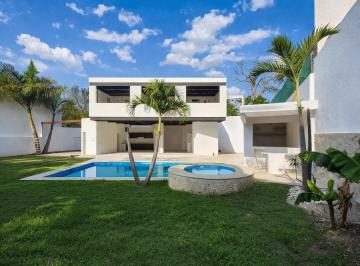 Casa · 368m² · 5 Recámaras · Casa en Venta Residencial Sumiya