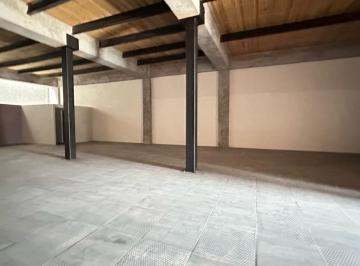 Local comercial · 250m² · Local Comercial de 250 m² Construidos en Renta en Allende