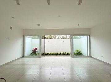 Casa de 3 habitaciones, Apodaca · Casa con 3 Recámaras en Venta, Rinconada Colonial