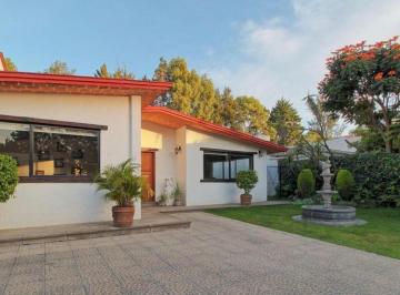 Casa en condominio · 469m² · 5 Recámaras · Residencia con Campo de Golf, Casa Club, Alberca, Tenis, Etc.