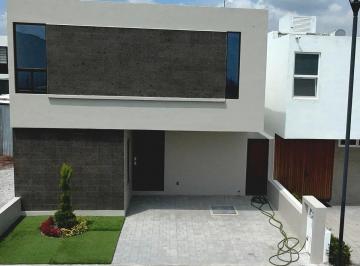 Casa en condominio · 216m² · 3 Recámaras · 2 Estacionamientos · Casa en Condominio en Fraccionamiento Viu Panorama