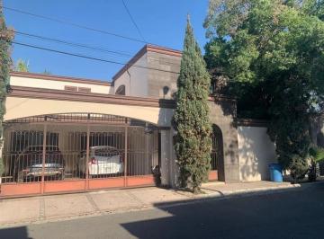 1 · Casa en Venta en Contry