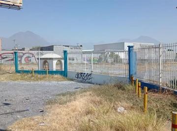 1 · Terreno en Renta en Zona Cumbres