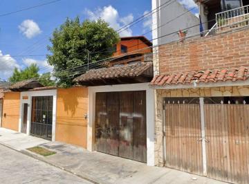 Casa de 3 habitaciones, San Cristóbal de las Casas · Hermosa y Amplia Casa con Excelente Distribucion, Cerca de Vias de Acceso y Servicios Basicos