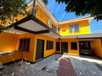 Casa de 3 habitaciones, Carmen · En Venta. Casa de 3 Recámaras + Cuarto de Servicio. Carmen, Campeche