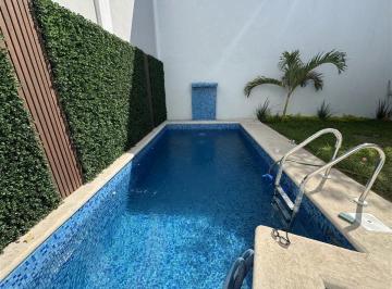 1 · Casa Equipada y Amueblada en Venta en Contry, Monterrey, 4 Recámaras, Alberca y 12 Paneles Solares