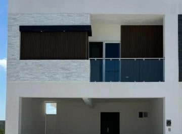 1 · Casa en Venta en Apodaca