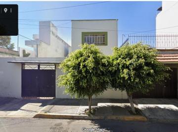 Casa de 3 habitaciones, Azcapotzalco · Casa Obrero Popular