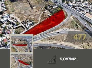 Terreno / Lote , León · Terreno en Venta en Esquina con Carretera a Comanjilla