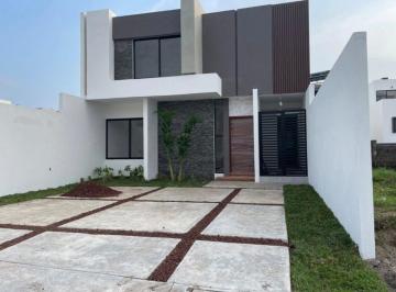 Casa de 3 habitaciones, Alvarado · Casa con 198 m² Superficie de Terreno, 3 Recámaras en Venta en Lomas de La Rioja