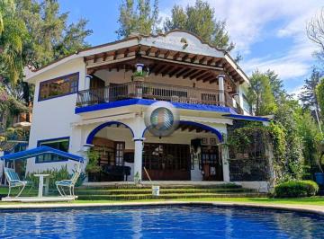 Casa de 5 habitaciones, Cuernavaca · Casa en Privada en Rancho Tecorozititla un Lugar Unico y Exclusivo por Su Entorno