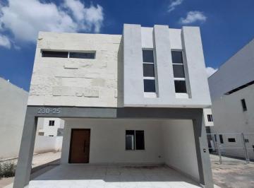 Casa de 3 habitaciones, Saltillo · Casa en Venta en Privada La Palmilla