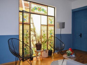 Casa de 5 habitaciones, Cuauhtémoc · Instálate en El Tiempo en Casa Porfiriana de Principios del Siglo Xx. Vive La Experiencia Ahora.