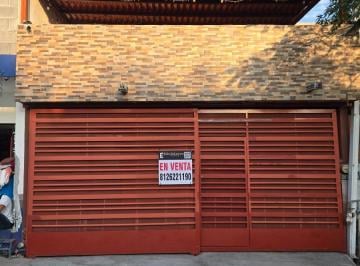 Casa de 2 habitaciones, Juárez · Casa en Venta en Privada Los Cyranos en Juárez Nuevo León