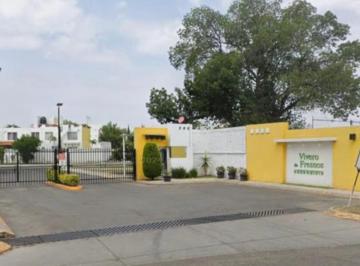Casa en condominio de 3 habitaciones, San Juan del Río · San Juan del Rio - Viveros de Fresnos - Doble Metraje de Jardín
