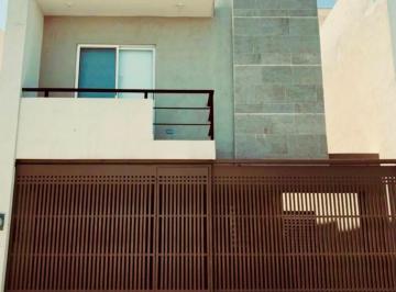 Casa · 158m² · 3 Recámaras · 2 Estacionamientos · Casa en Renta en Cerradas México en Guadalupe