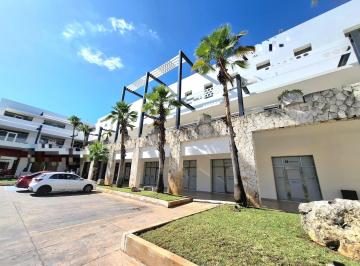 Local comercial · 208m² · 2 Recámaras · 2 Estacionamientos · Local Comercial en en Renta en Plaza Comercial
