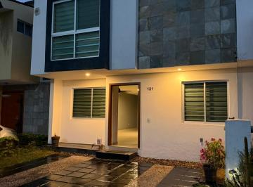 Casa en condominio de 4 habitaciones, Tlajomulco de Zúñiga · Casa en Nueva Galicia, Dentro del Fraccionamiento Andalucia.