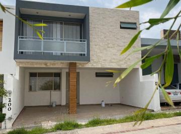 Casa de 3 habitaciones, León · Casa en Venta en Lomas Punta del Este con 3 Recamaras 4 Baños